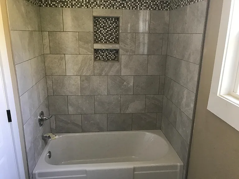 Bathroom with Tub