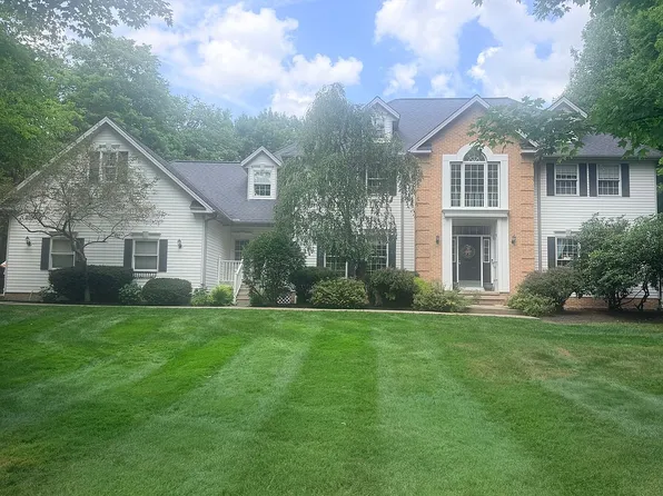 16675 Anne Ln, Auburn Township, OH 44023