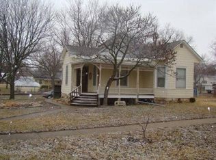 803 Missouri St, Alma, KS 66401