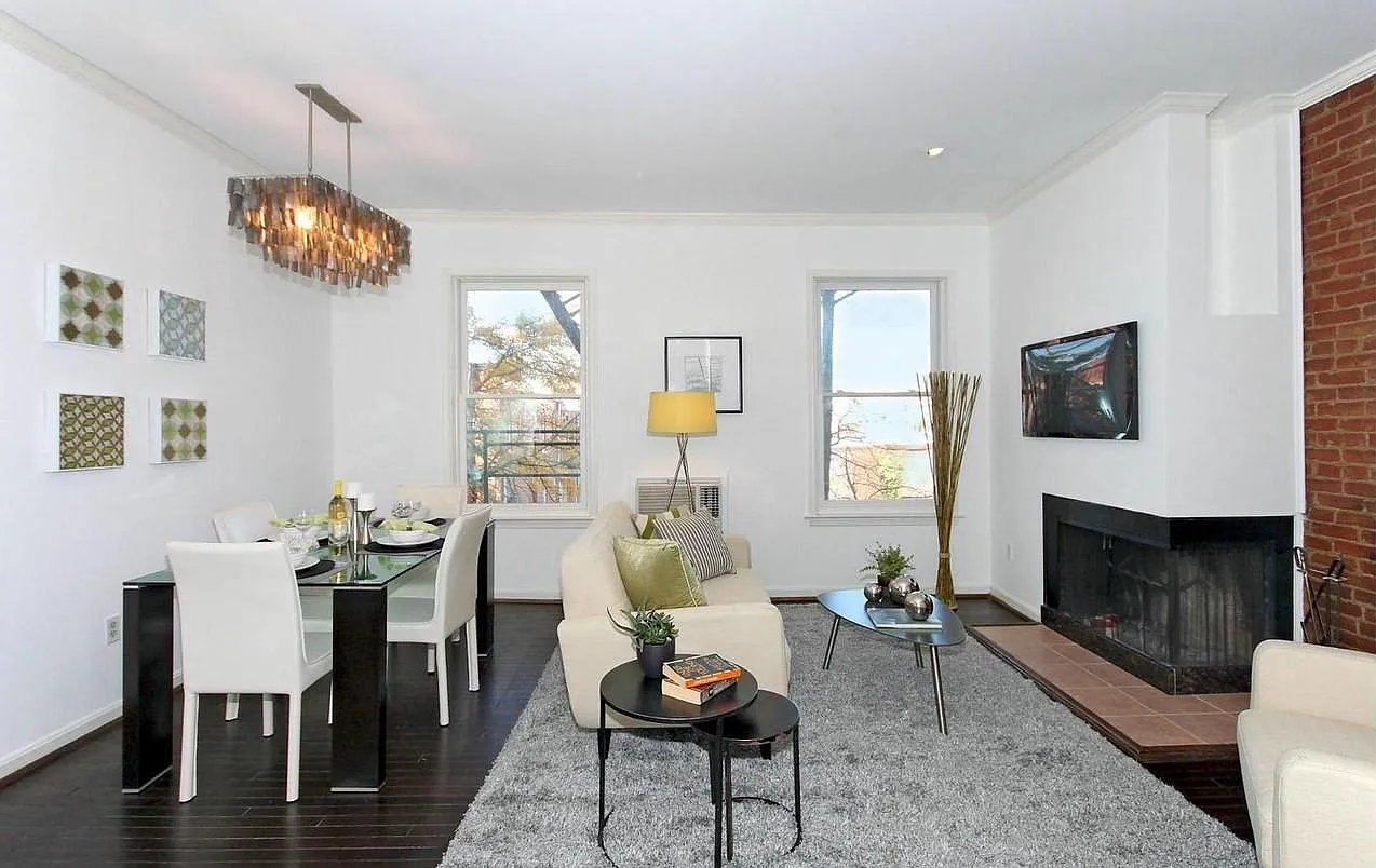 2 bed, 935 sqft, $3,450 — Photo 1