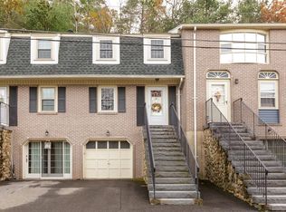 18 Cannongate Iii Rd, Nashua, NH 03063