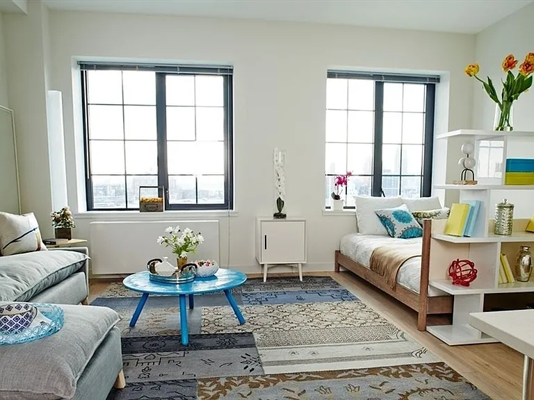 4550 Pearson St #3F — Photo 3