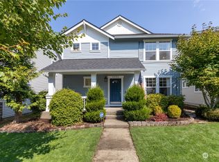 2482 Arnold St, Dupont, WA 98327
