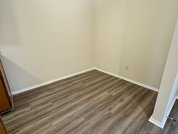 3rd image of 5506 Kingman Dr #7