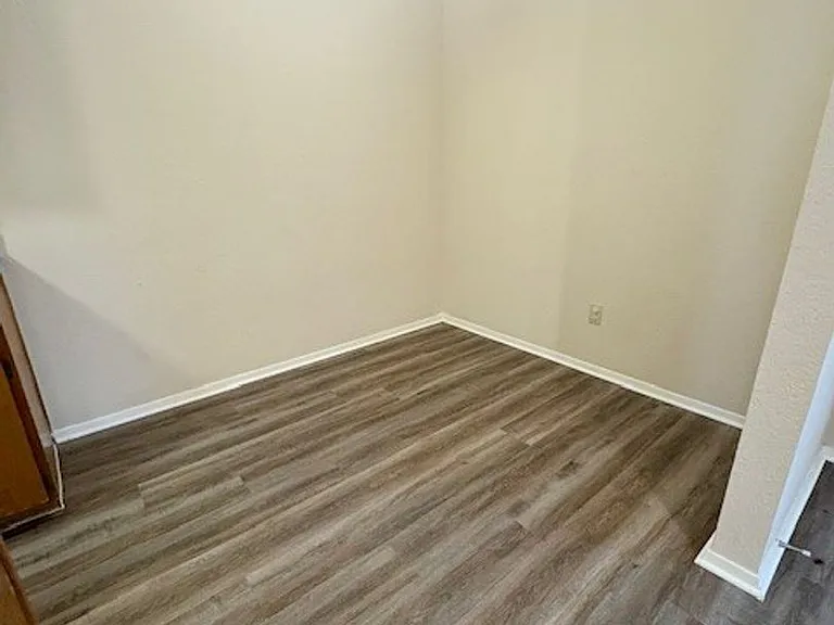 Kingman Terrace — Photo 3
