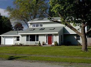 3 Yale St, Danvers, MA 01923