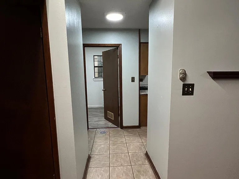 12125 Pleasant Tree Dr — Photo 5