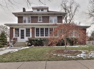 1007 W White St, Champaign, IL 61821