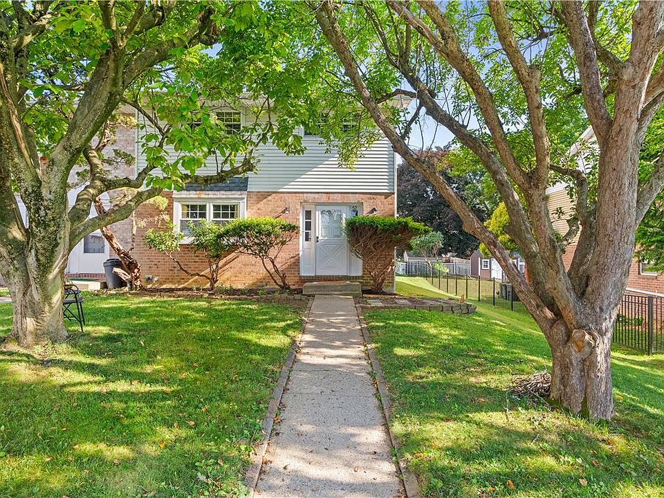 1st image of 52 Willow St