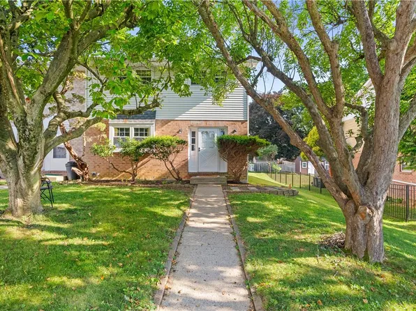 52 Willow St, Macungie, PA 18062