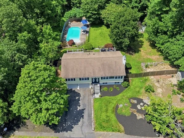 22 Mary Dr, West Boylston, MA 01583