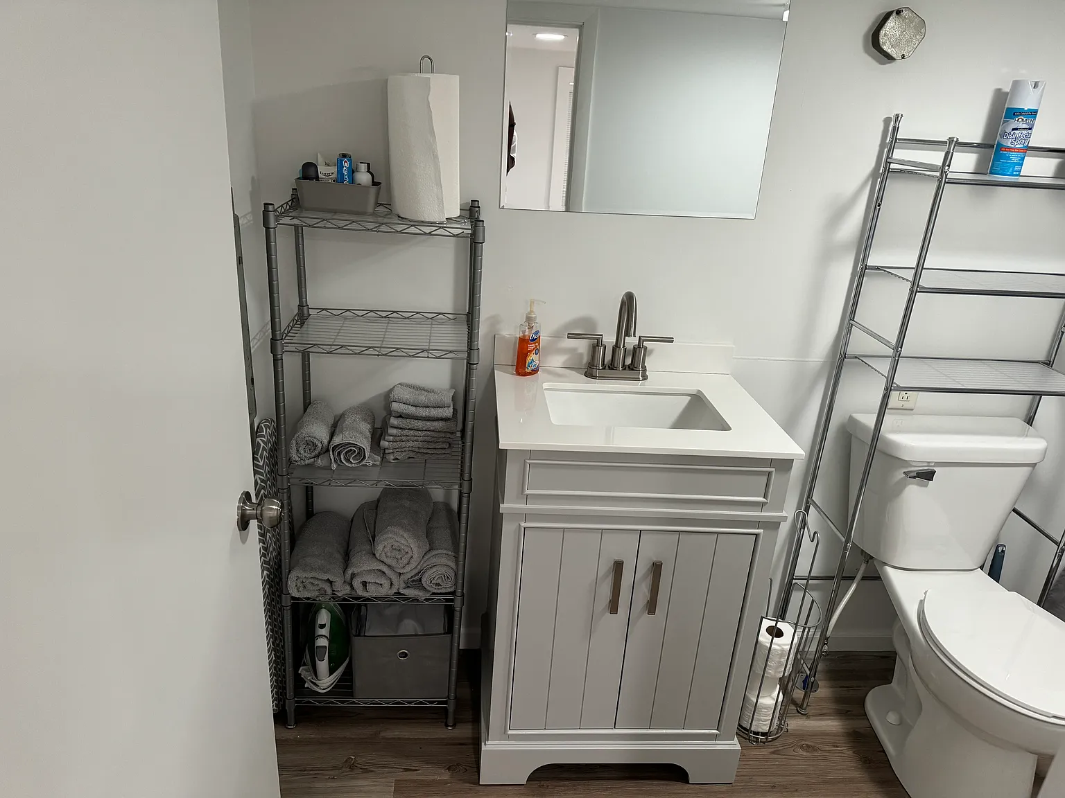 1 bed, 400 sqft, $1,600 — Photo 2