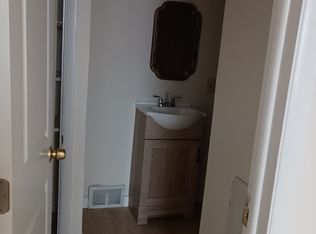 512 N White Horse Pike #5, Stratford, NJ 08084