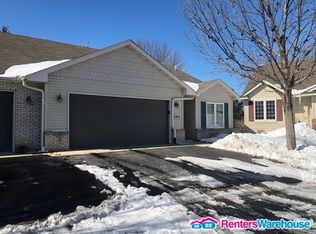 8458 Powers Pl, Chanhassen, MN 55317