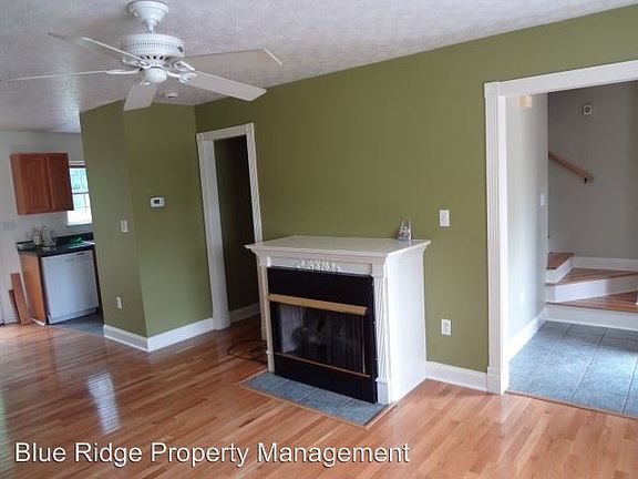 5th image of 805 Scott St APT C