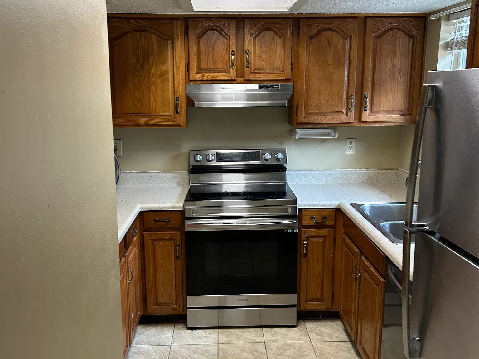 2 bed, 2.5 bath, 1500 sqft, $1,495 — Photo 2
