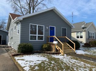 2504 Thayer Dr, Saint Joseph, MI