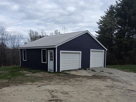 3rd image of 76 Upton Road