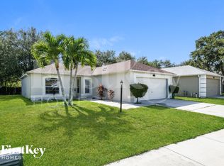 1516 Vista Lake Cir, Melbourne, FL 32904