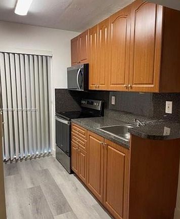 4th image of 203-1852 SW 7th St #203