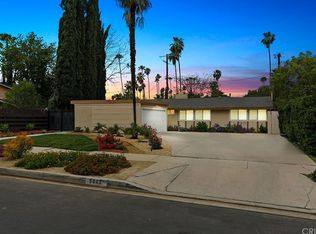 6445 Jumilla Ave, Woodland Hills, CA 91367