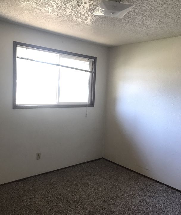 2nd image of 105 N 7th St