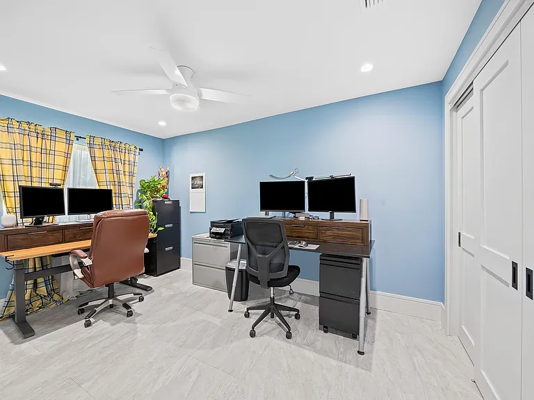 2754 NE 31st Ct — Photo 17