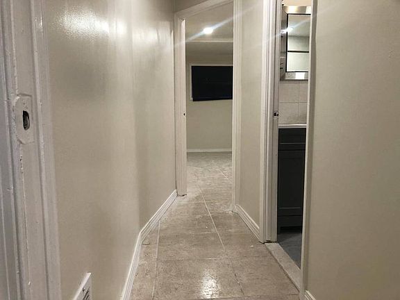 4th image of 2115 E 70th St Floor 1