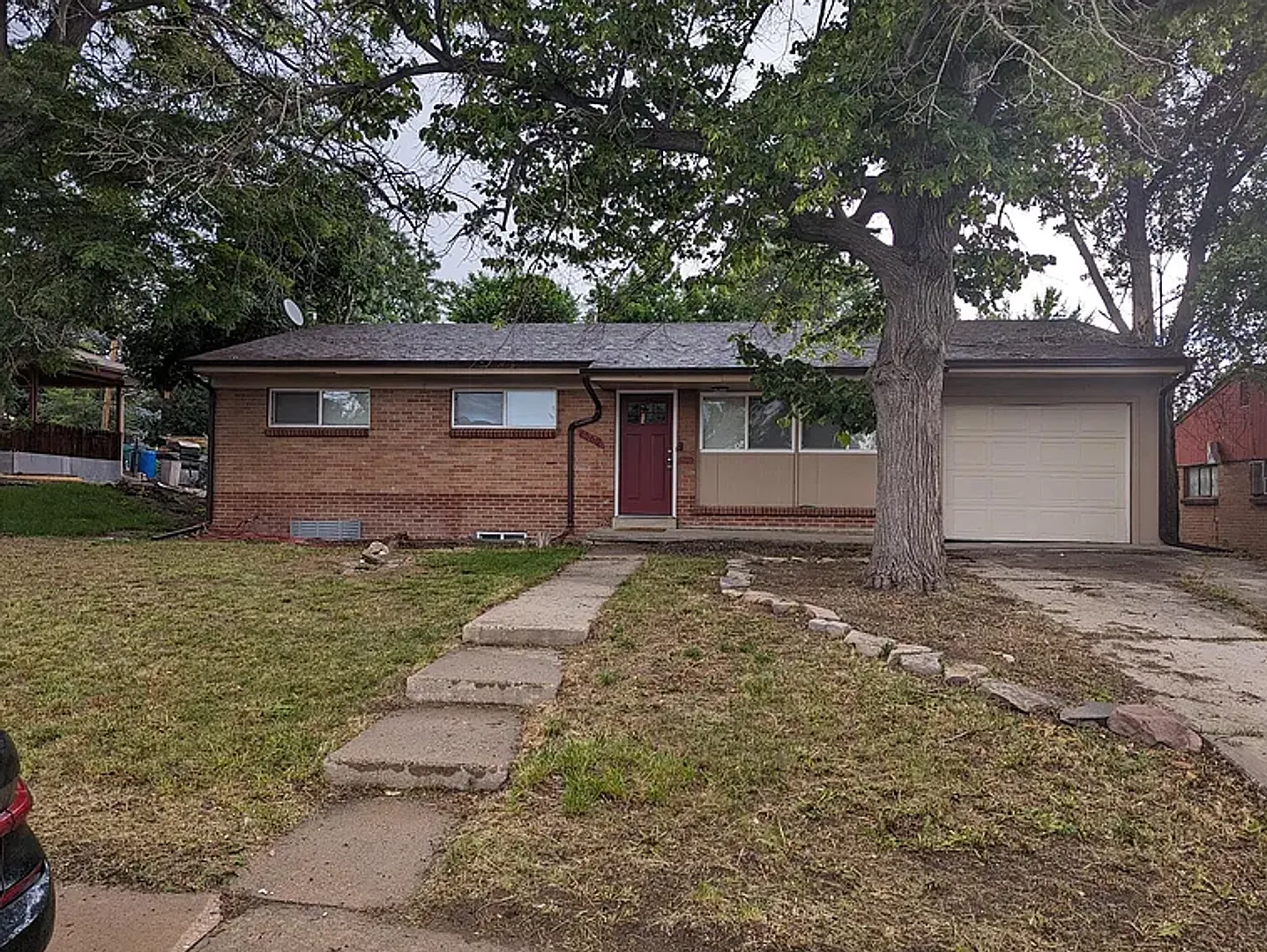 Spacious 5BR Westminster Home with Garage & Fire Pit — Photo 1