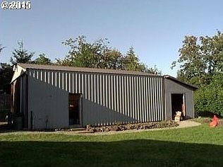 2nd image of 172 Hideaway Ln
