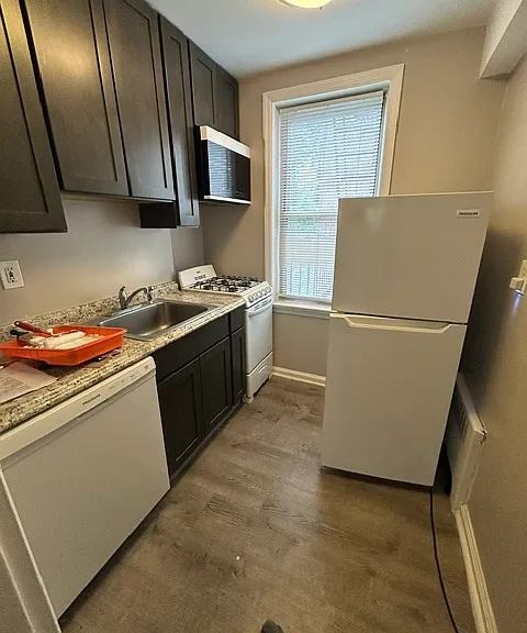 147 Vose Ave #B2 — Photo 1