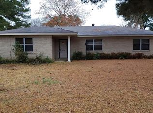 816 S Cypress St, Vivian, LA 71082