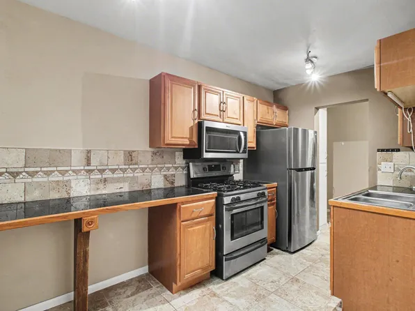 3237 15th Ave S APT 15, Minneapolis, MN 55407