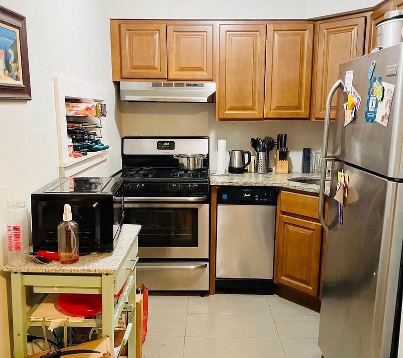 1st image of 520 N 33rd St #1