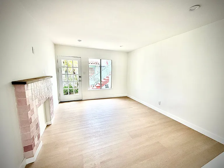 818 Grant St — Photo 35