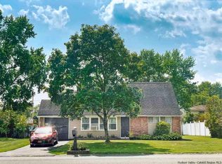 18 Jumping Brook Ln, Kingston, NY 12401