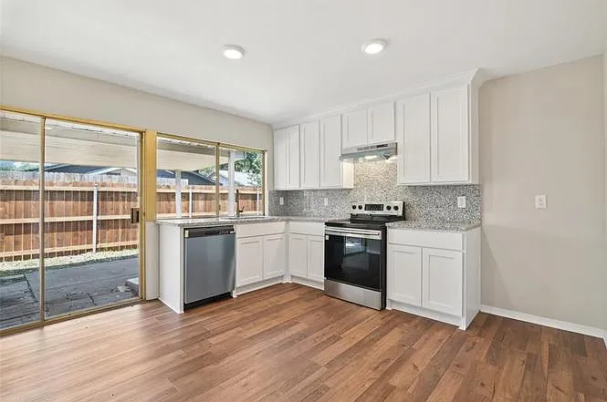 4510 Tarry Dr — Photo 4