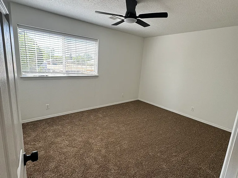 3821 Rio Grande Blvd NW — Photo 9