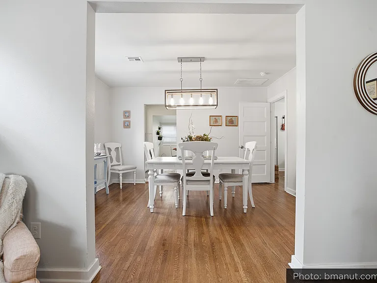 321 N Xenophon Ave — Photo 12