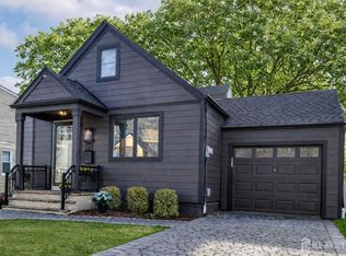 113 Spear St, Metuchen, NJ 08840