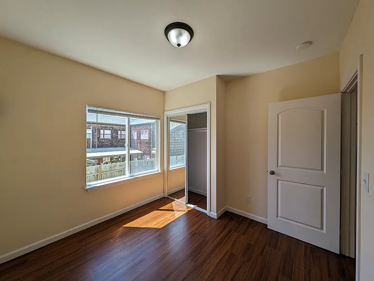 2414 Dana Street — Photo 44