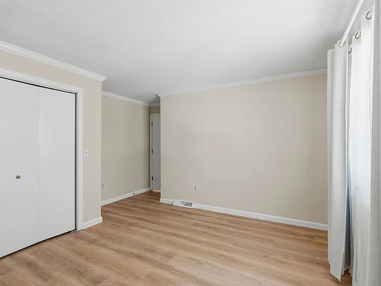 290 Tremont St — Photo 16