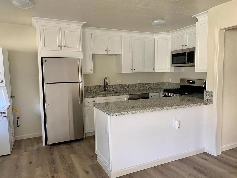 2nd image of 191 Village Ct #4