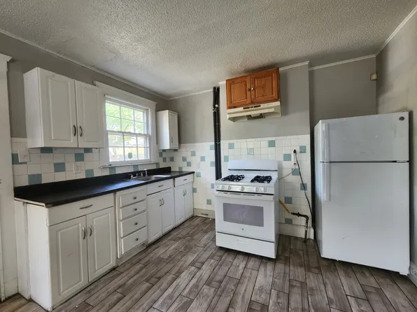 705 George St #2, New Haven, CT 06511