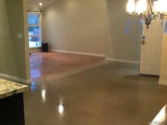 4th image of 414 Pepperwood Ct