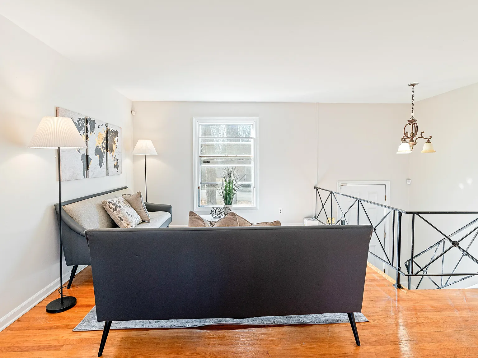4 bed, 2.0 bath, 2080 sqft, $936 — Photo 3