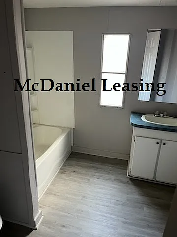 2724 Union Hwy #17 — Photo 4