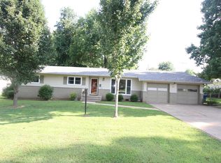 632 W Highland St, Springfield, MO 65807