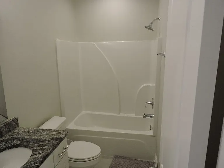 15042 Vintage Jade Ct — Photo 19