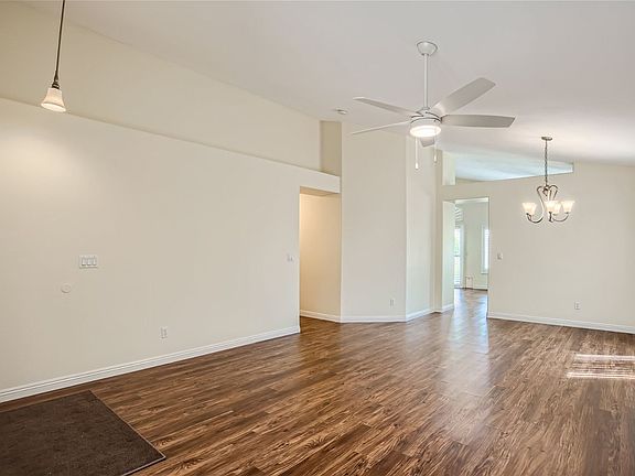 3rd image of 2800 Evelyn Lake Ct
